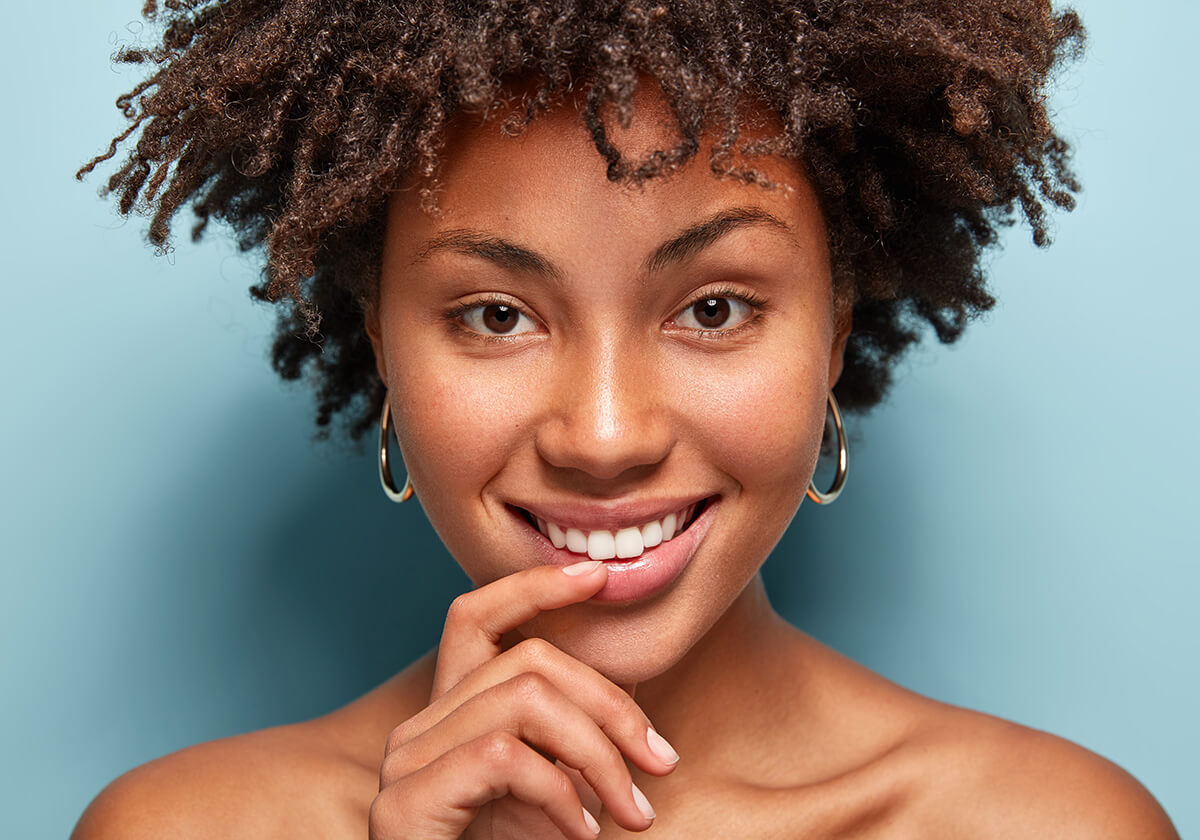 How To Layer Skincare Products In The Correct Order